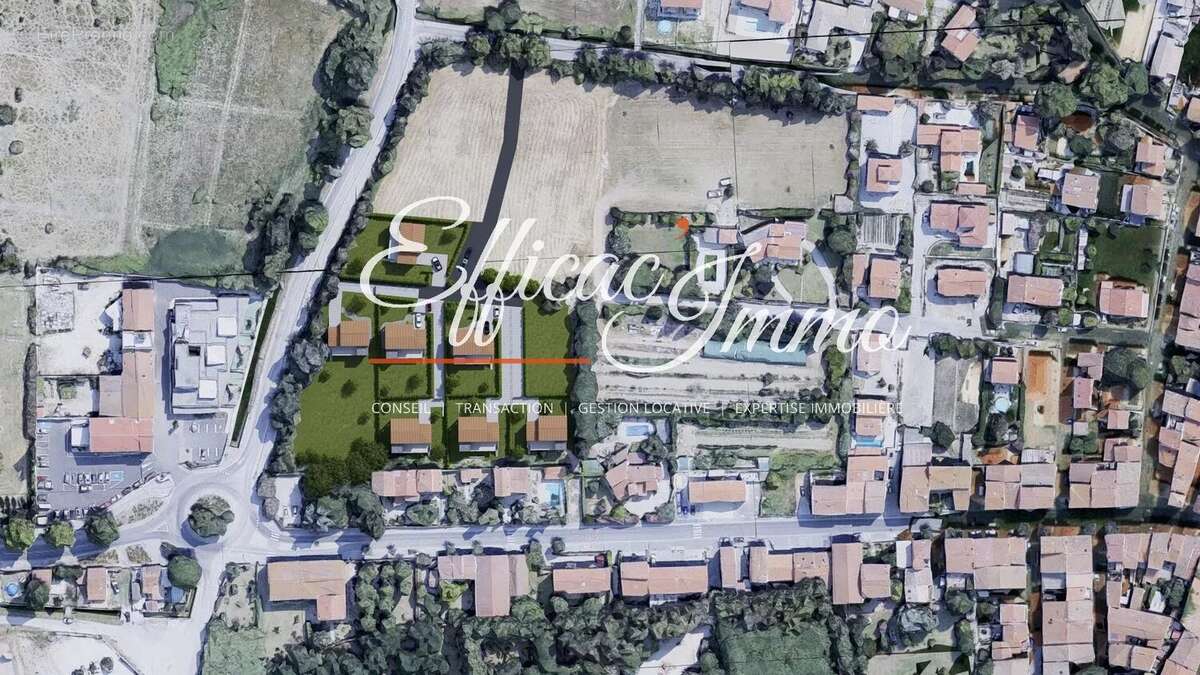 Terrain 4 faces constructible 2 067m2 - photo 3