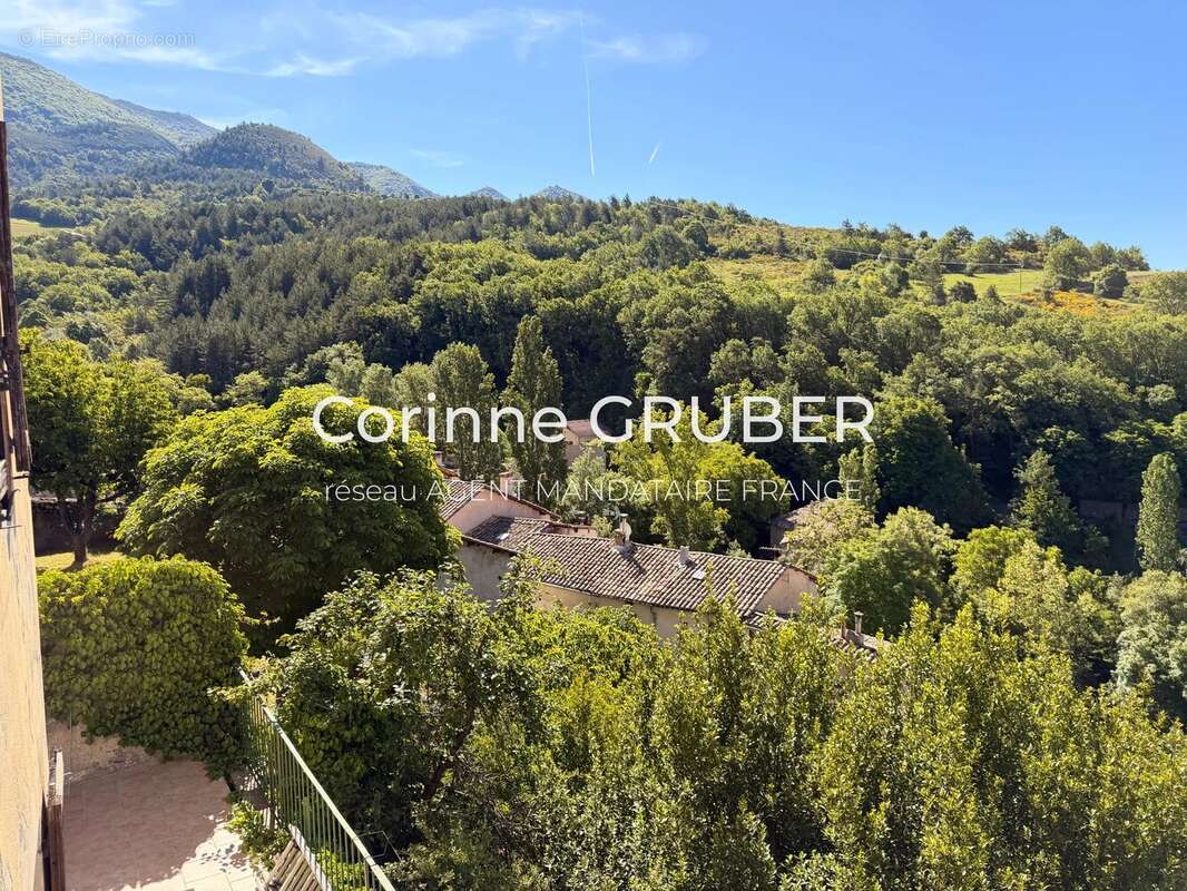 Appartement à THOARD