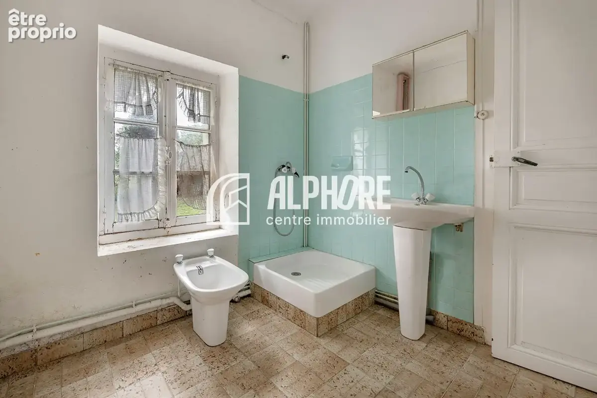 EXCLUSIVITÉ Alphore ImmobilierLA BAULE-ESCOUBLAC  Maison en pierre 3 pièces de 84 m² brut à aménager sur un terrain de 1990 m² - photo 5
