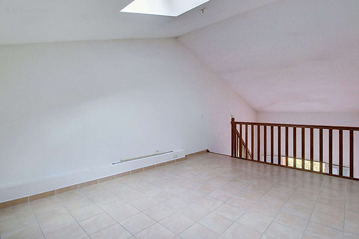 A VENDRE EXCLUSIVITE ! Appartement Lorgues 4 pièces 80 m² - photo 8