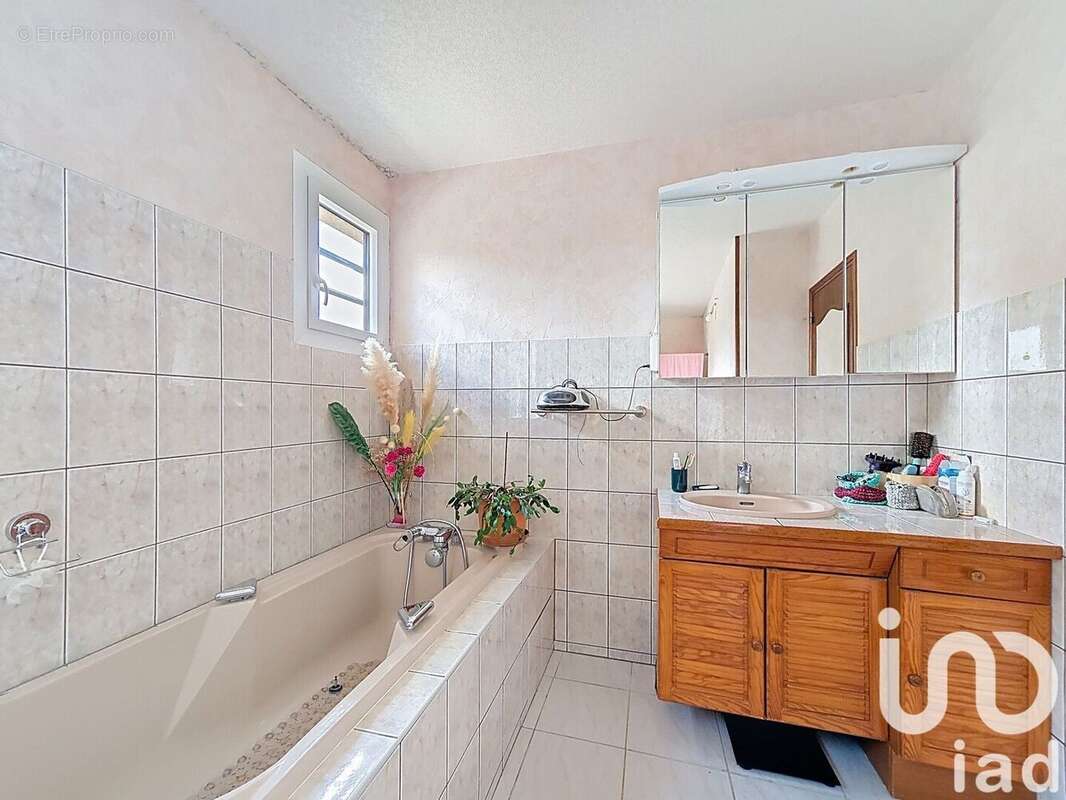 Photo 7 - Maison à VOISENON