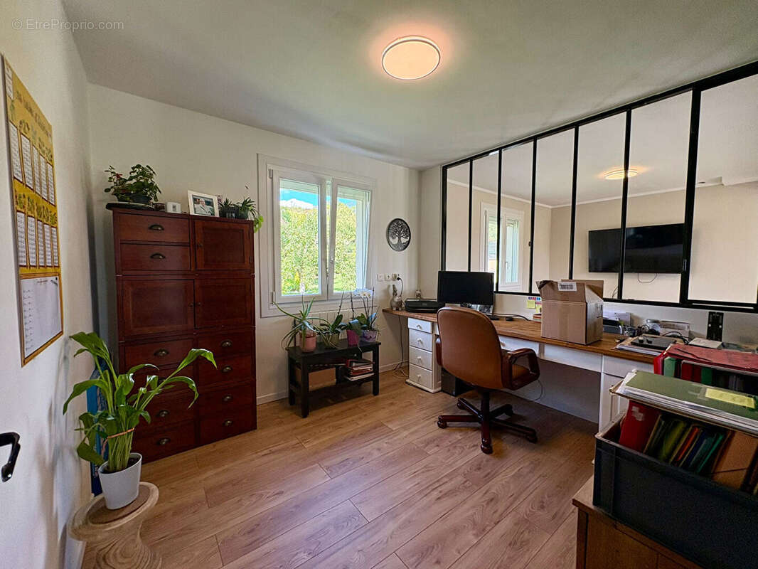 Maison à CHAMOUILLE