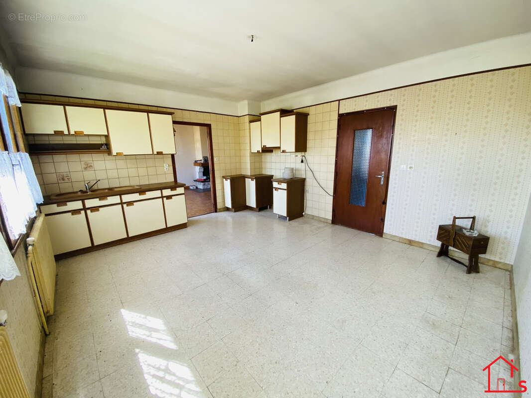 Maison à ROSIERES-EN-HAYE