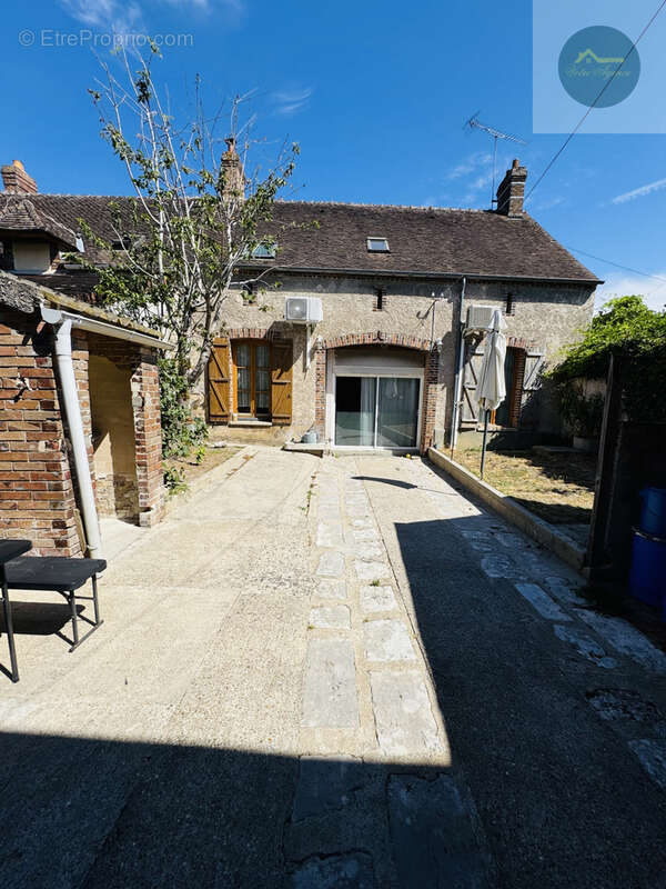 A vendre maison de village egreville - photo 6