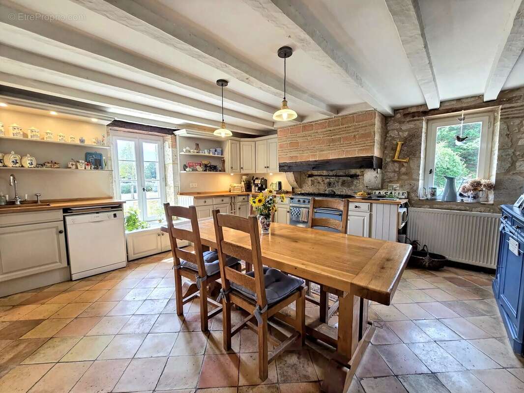 Maison à EYMET