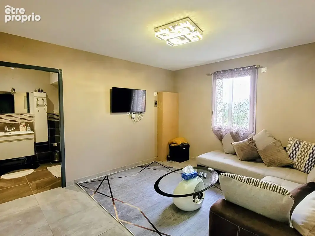 LE PUY coteau Recherché: Maison récente 269 m² sur 560 m² de terrain - photo 7