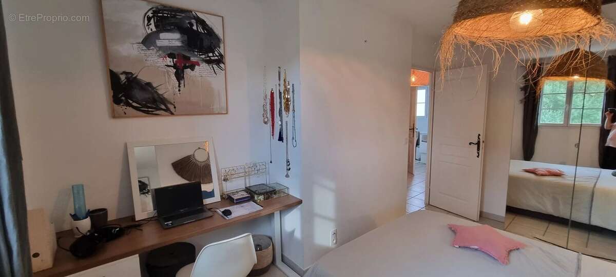 Maison à LA MOLE