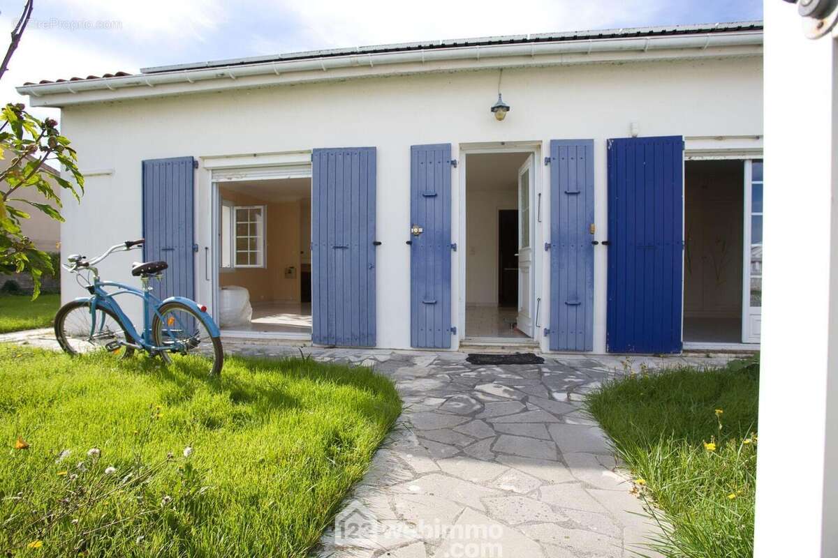 Maison à NIEUL-SUR-MER