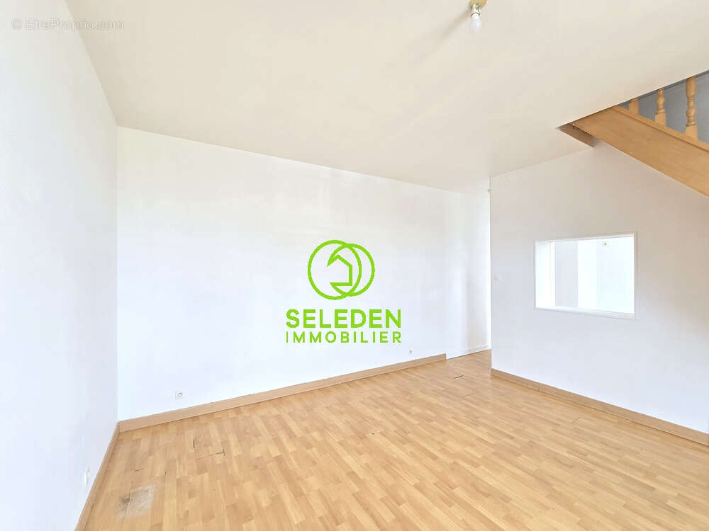 Appartement à BRUAY-LA-BUISSIERE