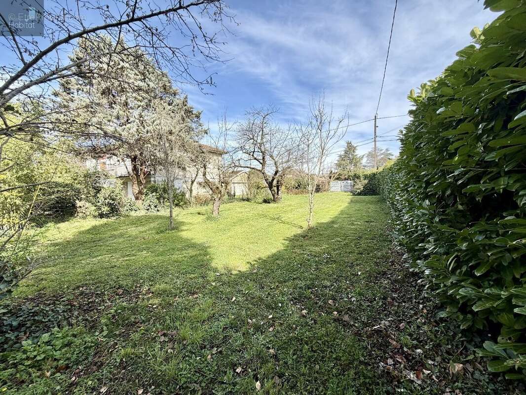 Maison à VILLEFRANCHE-DE-ROUERGUE