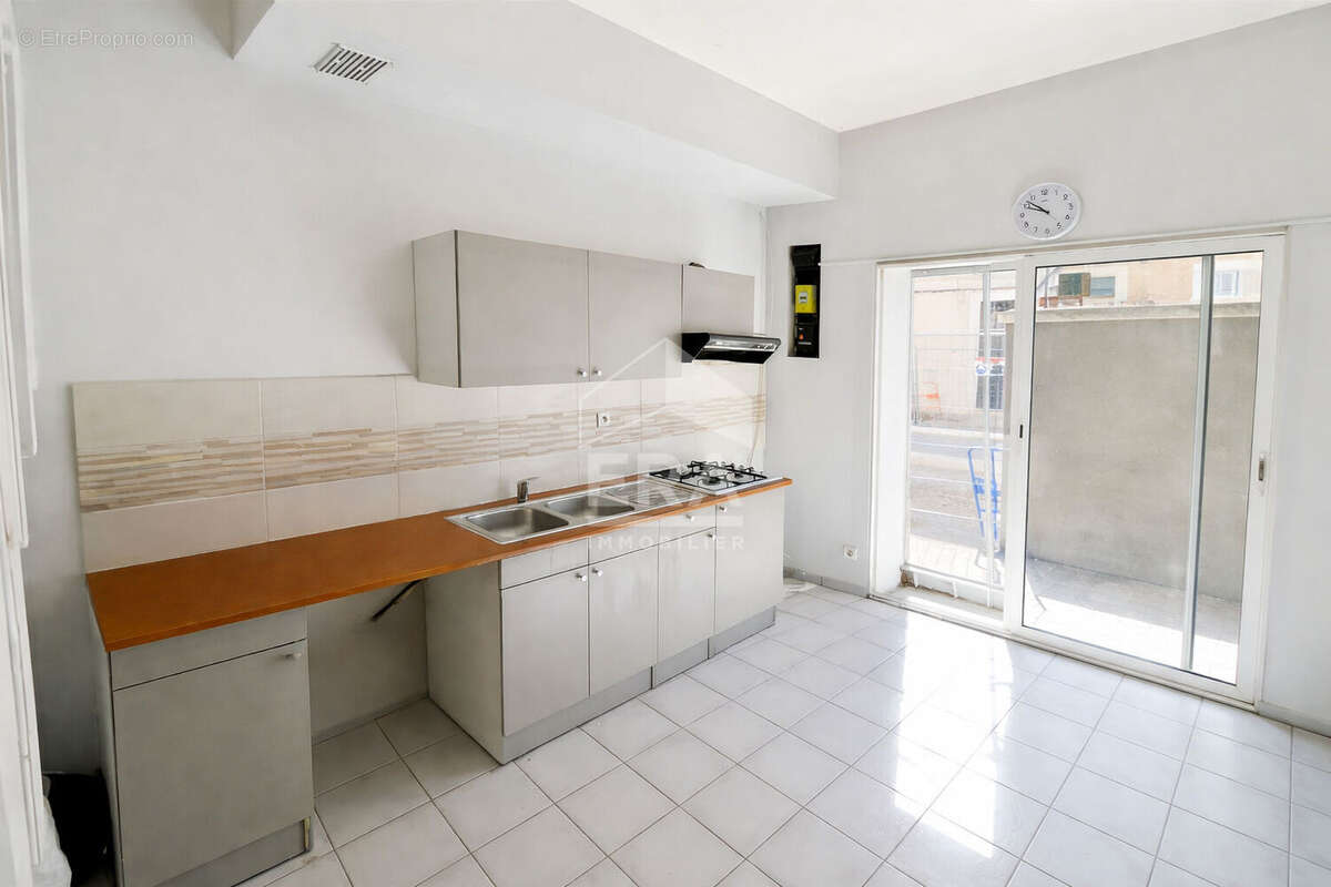 Appartement à MARSEILLE-15E