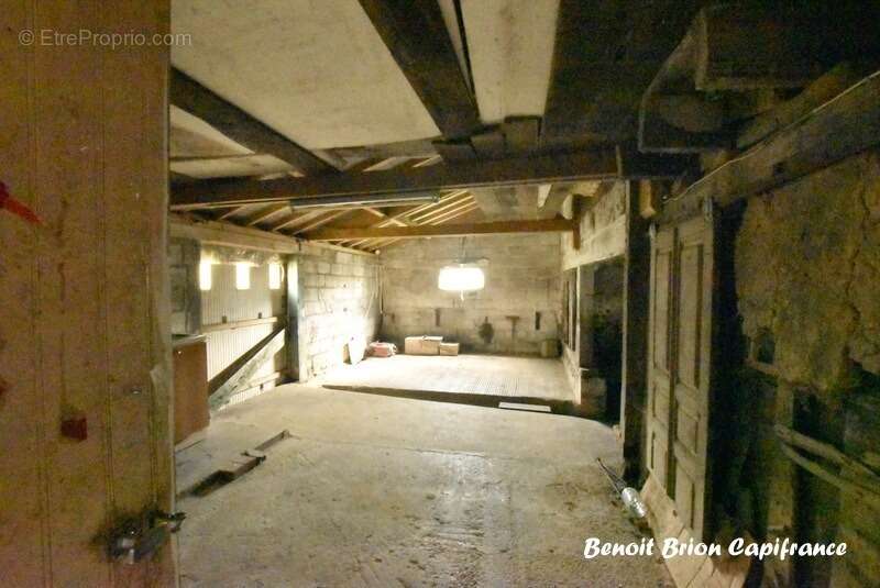 Maison à SAINT-MARTIN-DE-LANDELLES