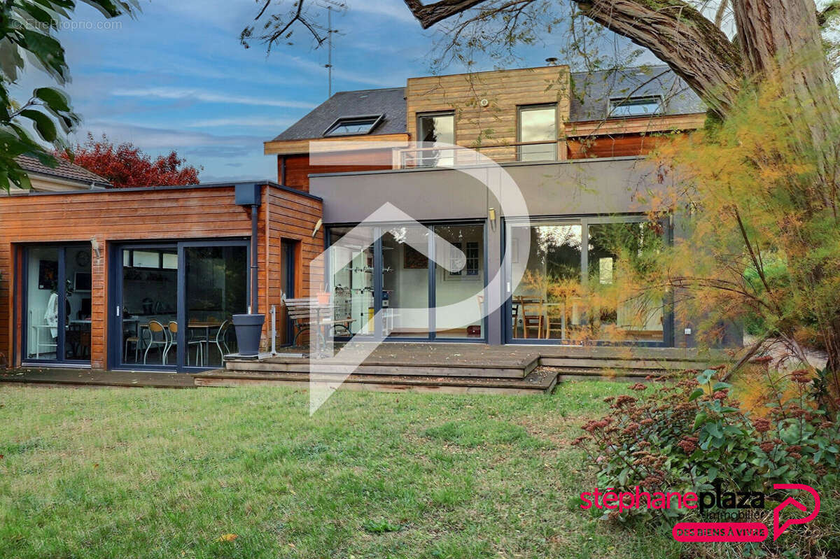 Maison à CONFLANS-SAINTE-HONORINE