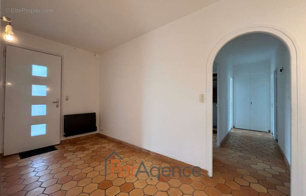 Maison à VAUX-SUR-MER