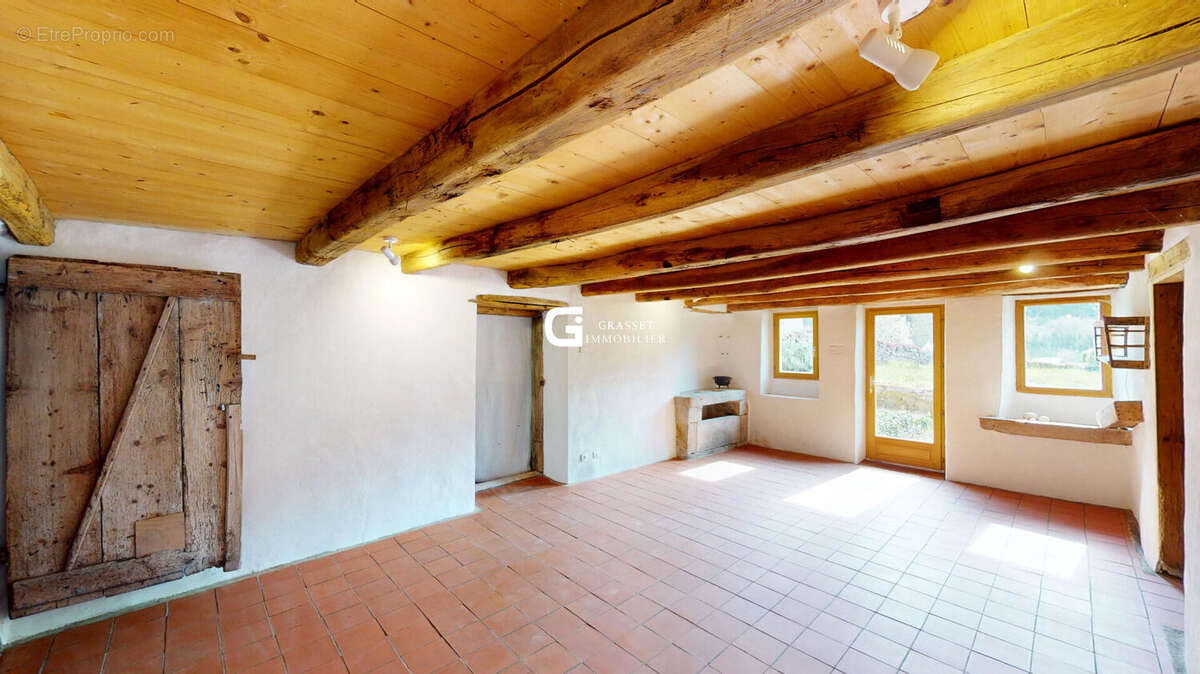 Maison à SONTHONNAX-LA-MONTAGNE