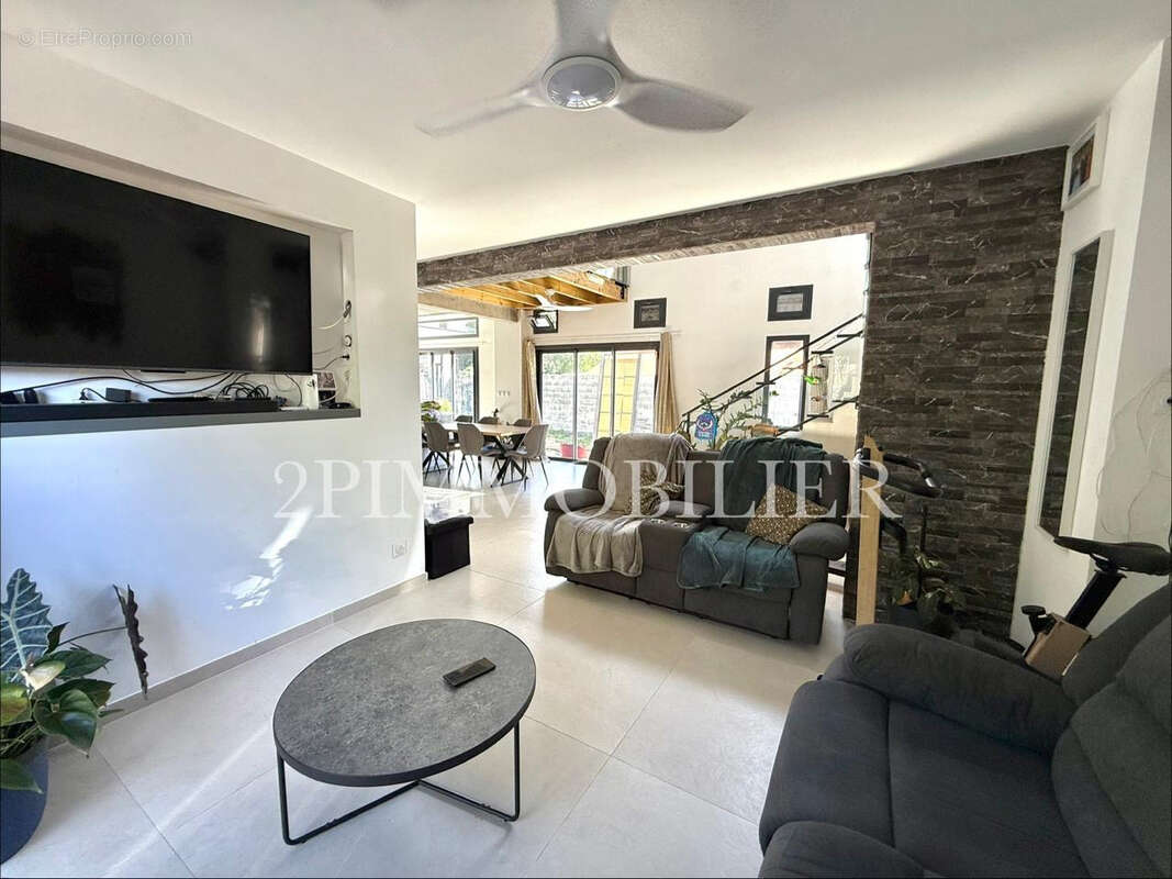 Maison à SAINT-JOSEPH