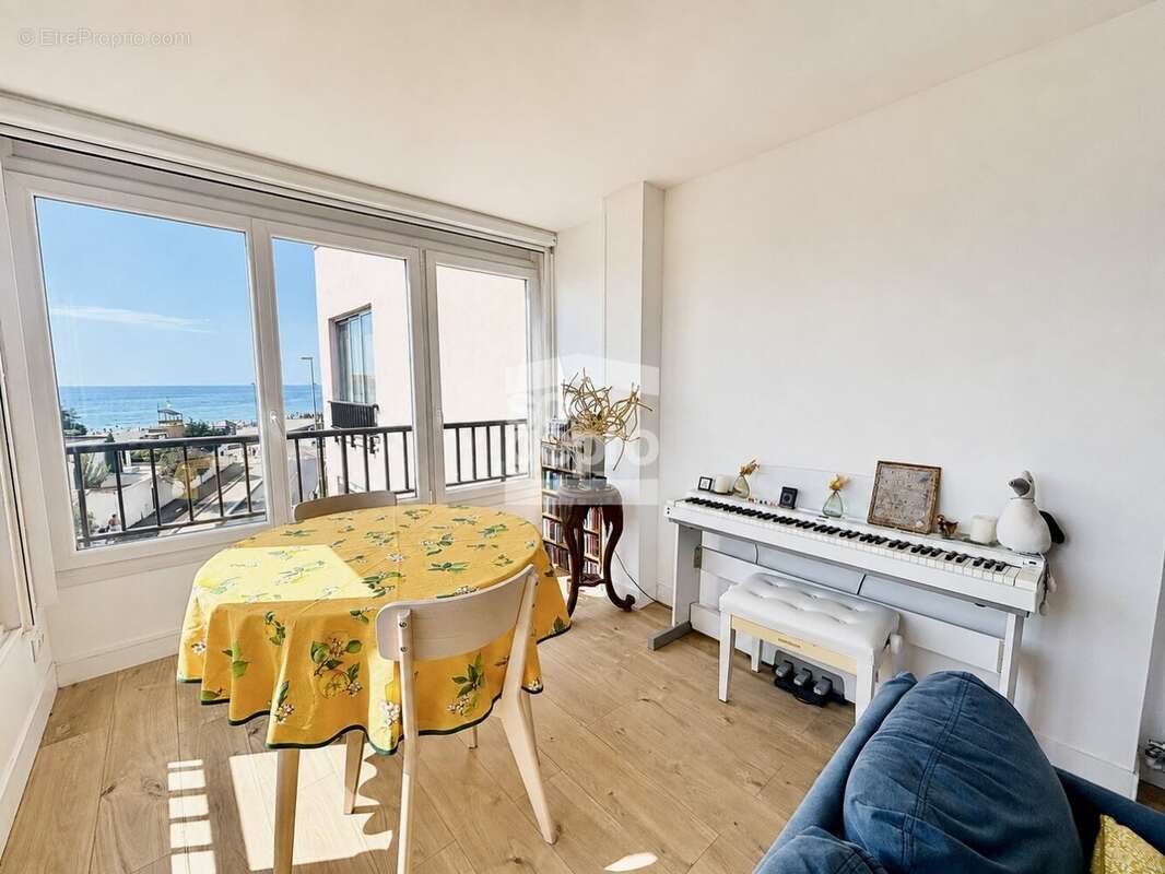 Réf : 2298 - Vente Appartement 2 Pièces vue Mer, secteur Falaises au Cap d'Agde ! - photo 4
