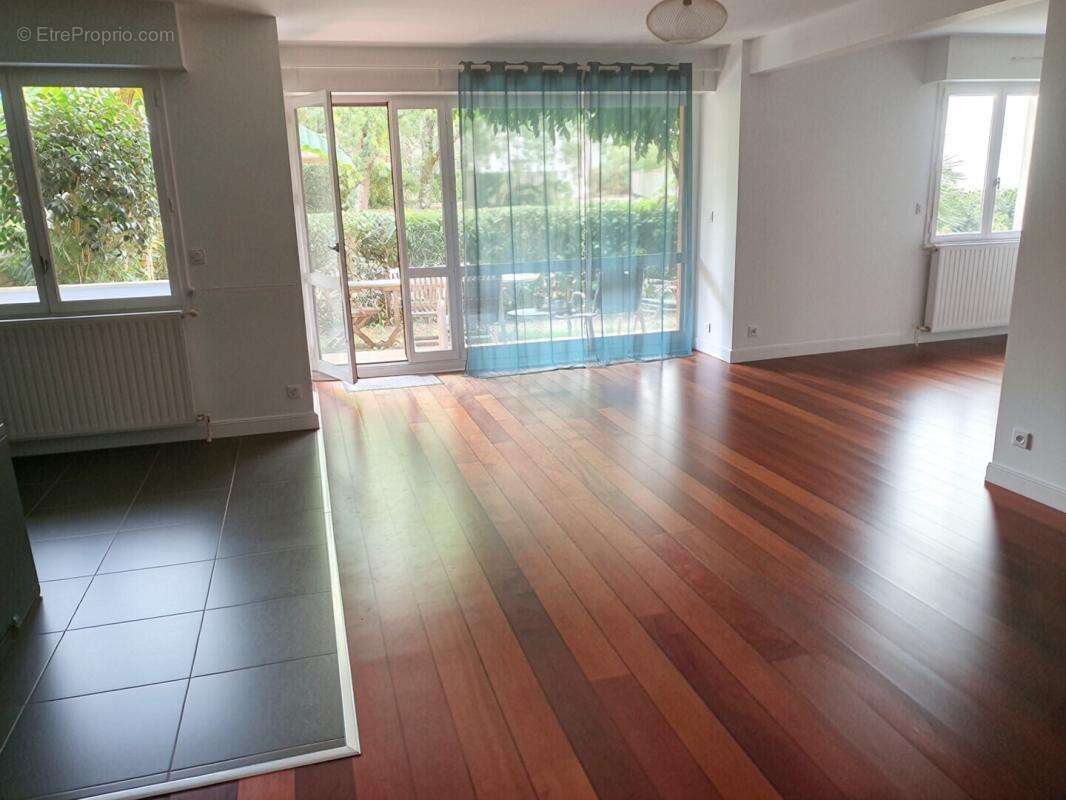 Nantes - Erdre - Quai de la Jonelière -Appartement  4 pièce(s) 101 m2 - Garage double sécurisé - photo 5