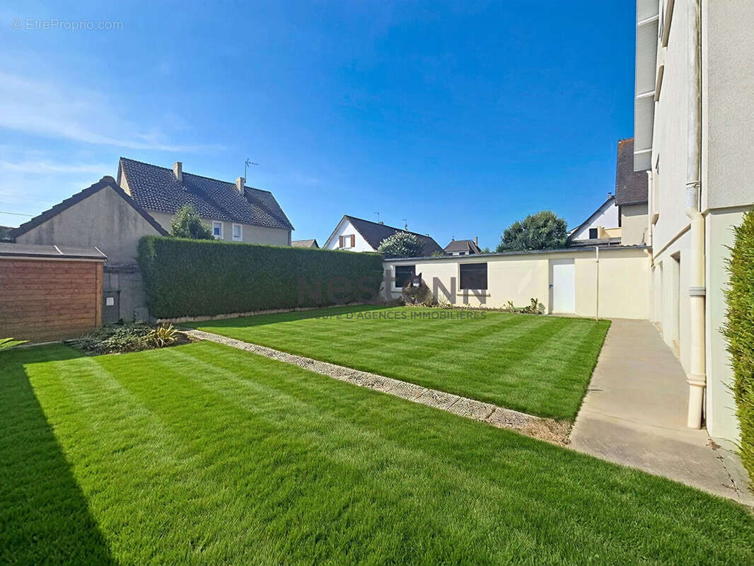 A VENDRE OUISTREHAM BOURG  Une maison familiale  à deux pas des commerces - photo 2