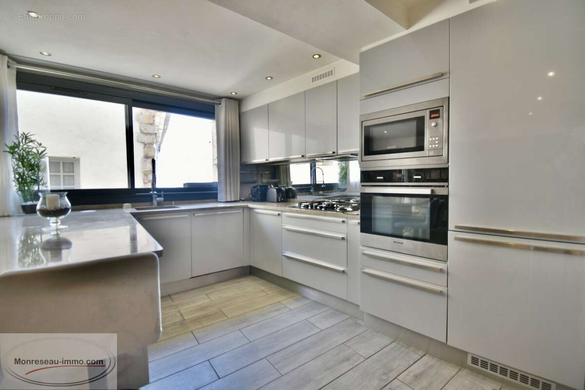 Maison 4 pièces 95 m² à vendre à Chateauneuf-Grasse (06740) - photo 6