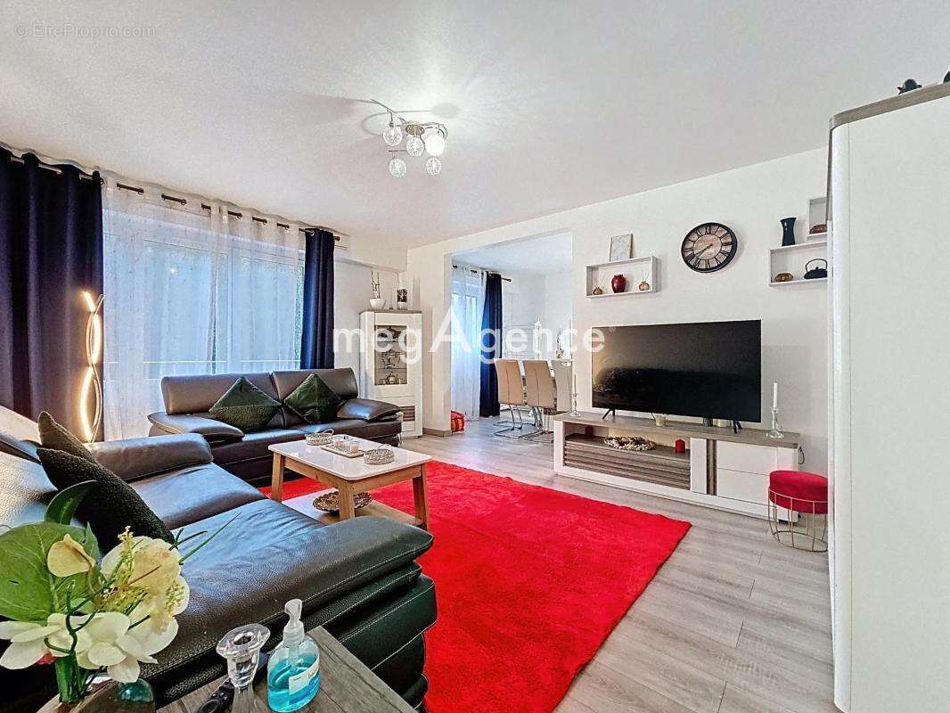 Appartement à FLINS-SUR-SEINE