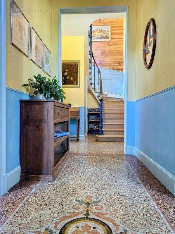 Avignon - Première ceinture -Maison bourgeoise 140m²- jardin - photo 4