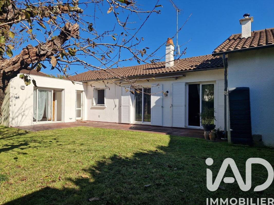 Photo 1 - Maison à POITIERS