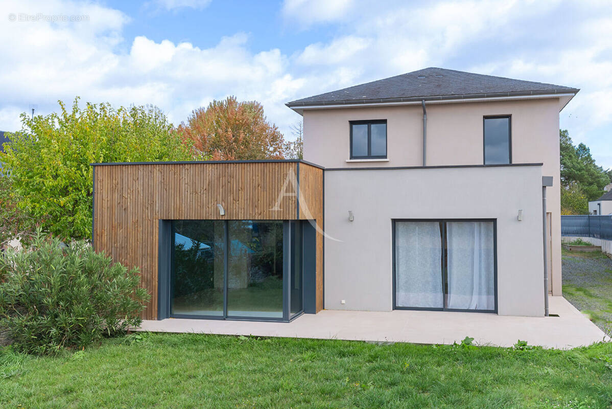 Maison à JUIGNE-SUR-LOIRE