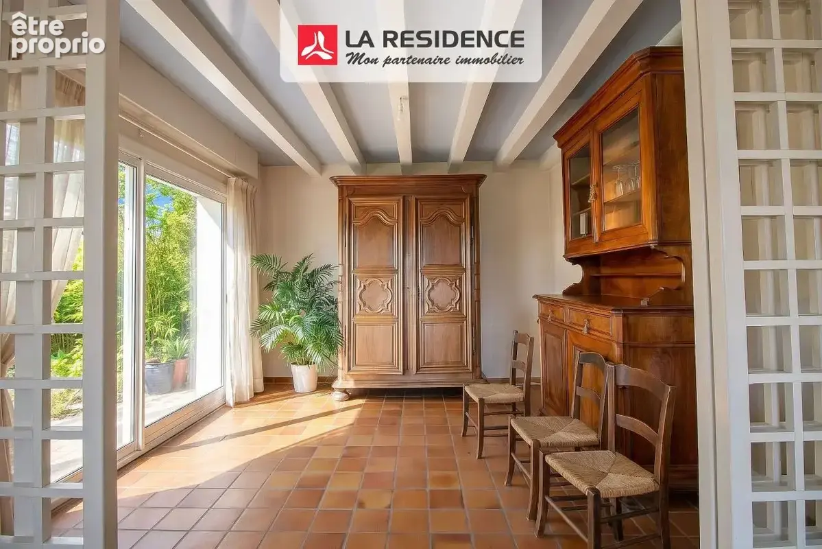 Maison 15 pièces 266 m² à vendre à Orgeval (78630) - photo 2