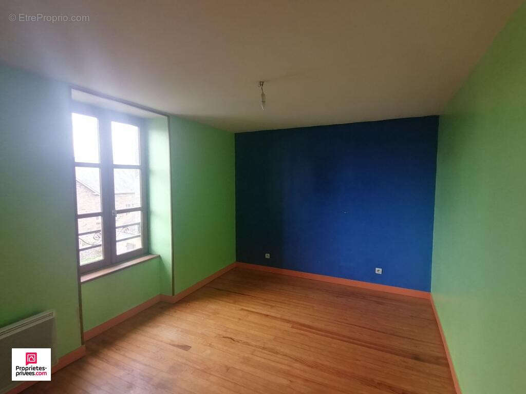 Maison à SAINTE-MARIE-LA-ROBERT