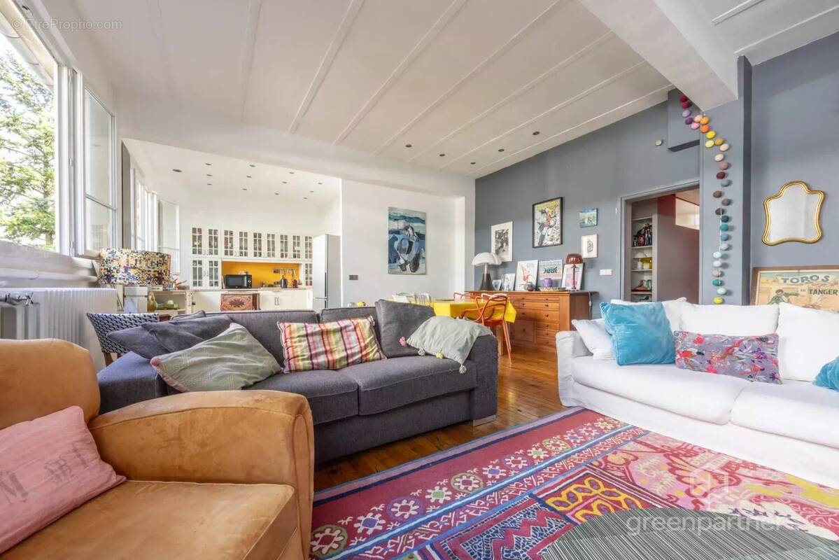 Appartement à MONTROUGE