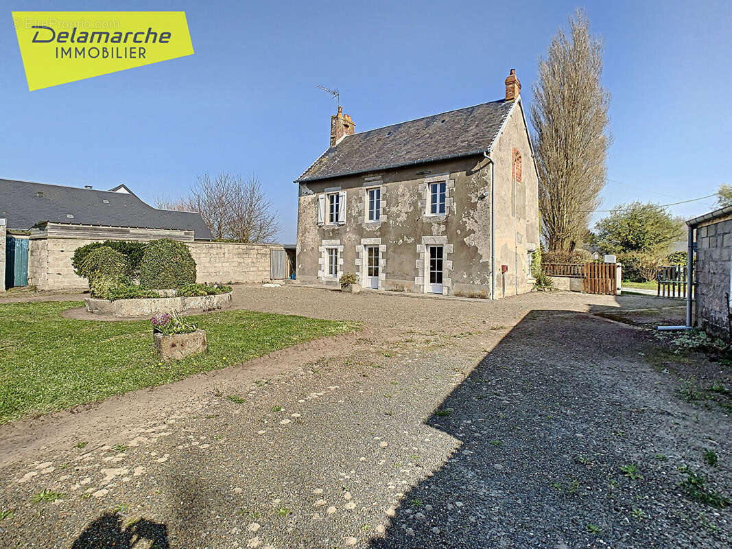 Maison à BRICQUEVILLE-SUR-MER