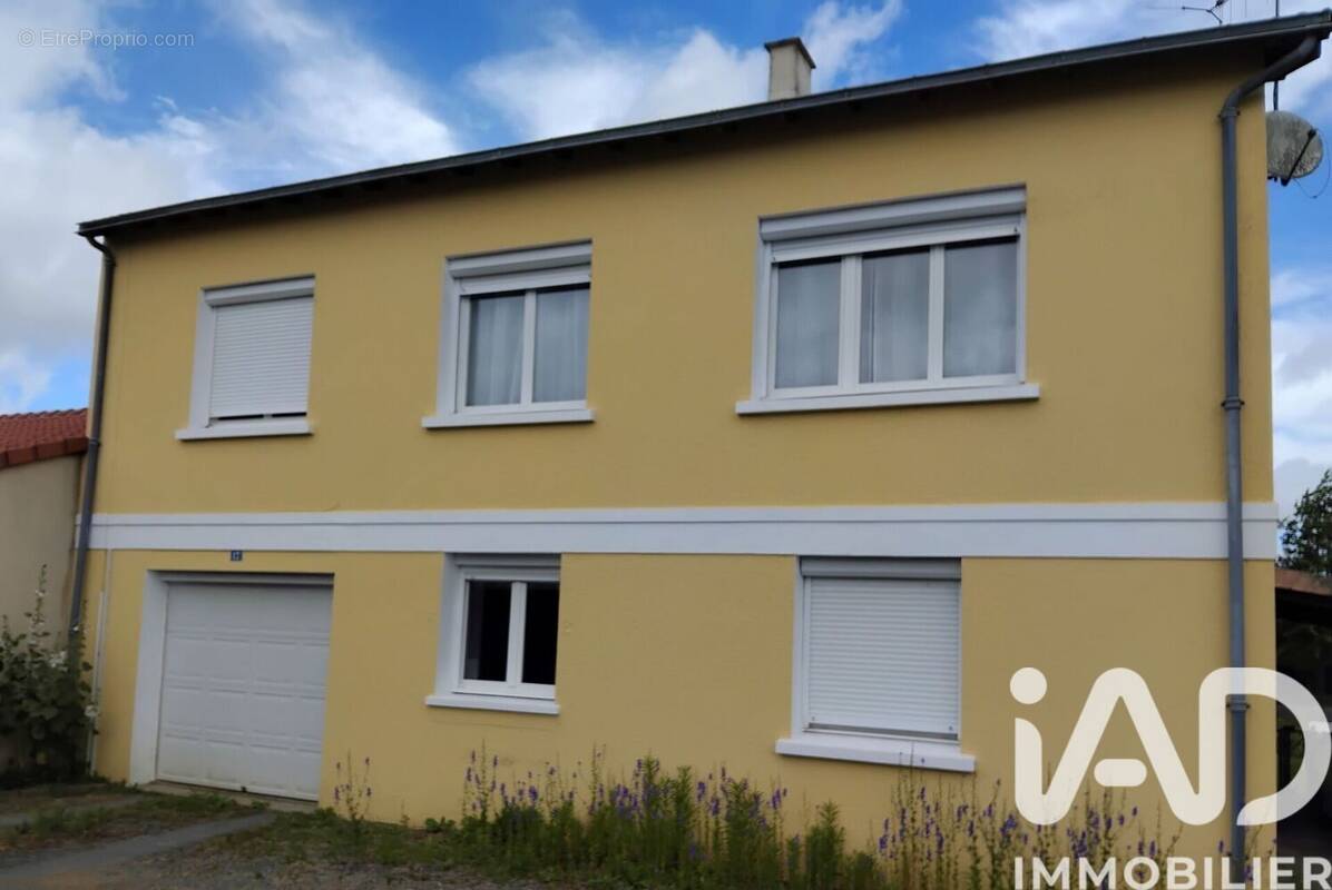Photo 1 - Maison à COMBRAND