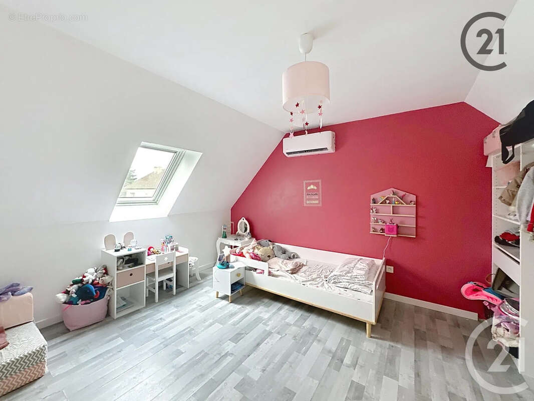 Maison à DONNEMARIE-DONTILLY