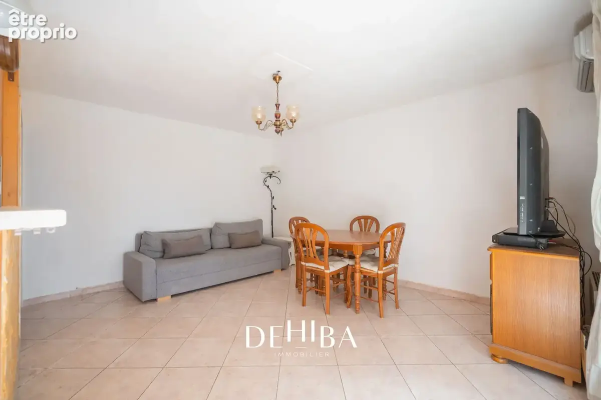 Charmant T4 de 76m2 avec balcon et parking - secteur les Caillols 12E - photo 4
