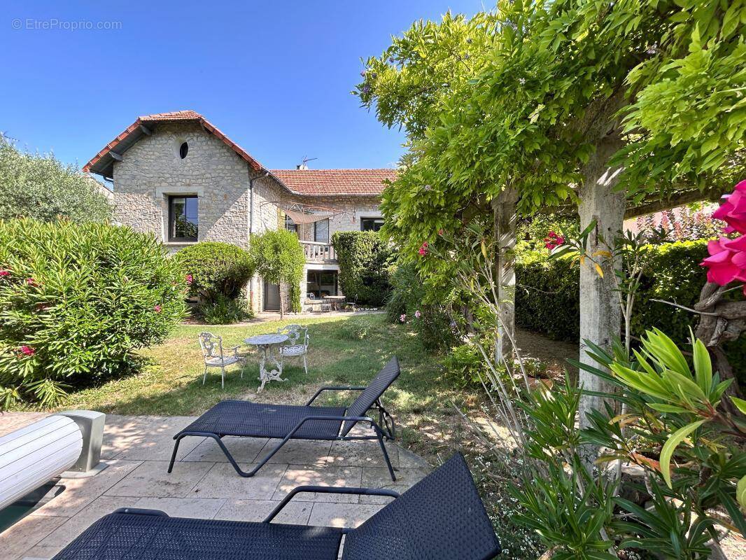 Maison à VAISON-LA-ROMAINE