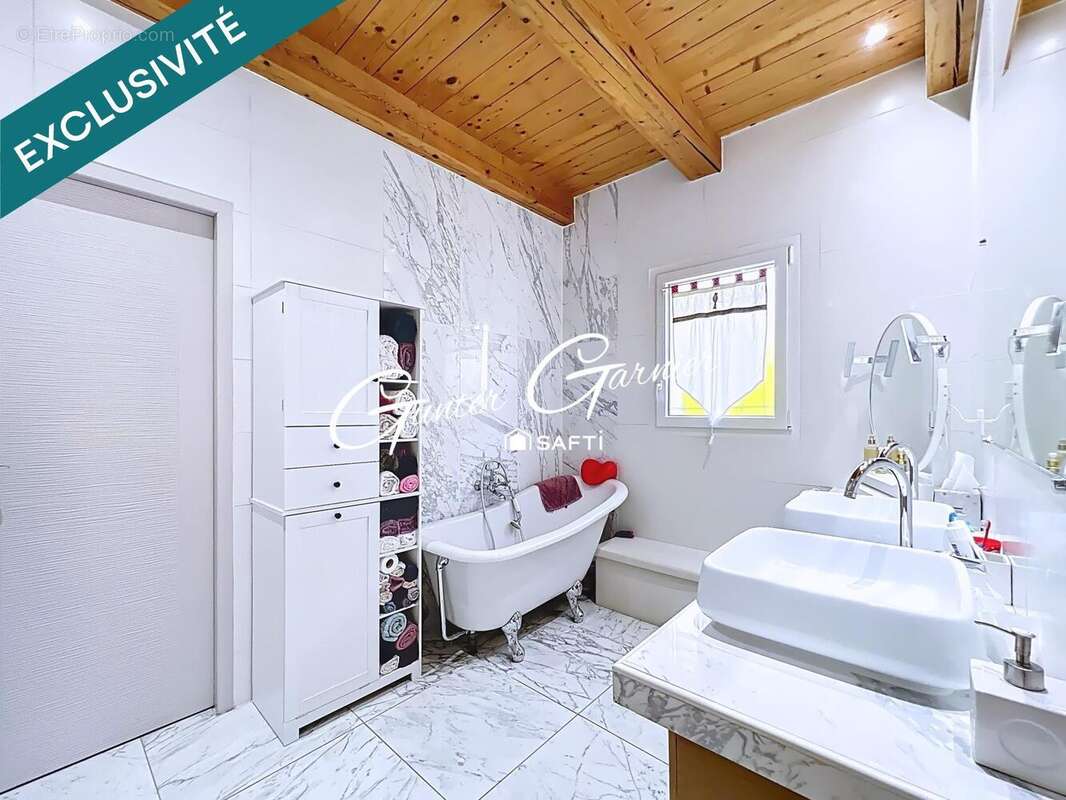 Photo 8 - Maison à LE CANNET-DES-MAURES