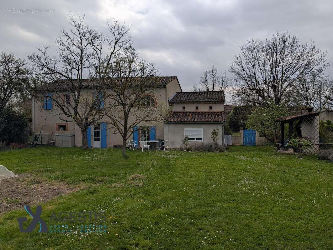   - Maison à CAMBOUNET-SUR-LE-SOR