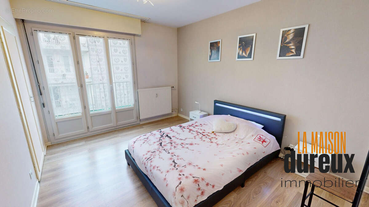 Appartement à GRAY
