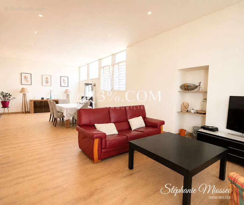 CHÂTELAUDREN   Bien atypique esprit loft avec dépendance en - photo 7