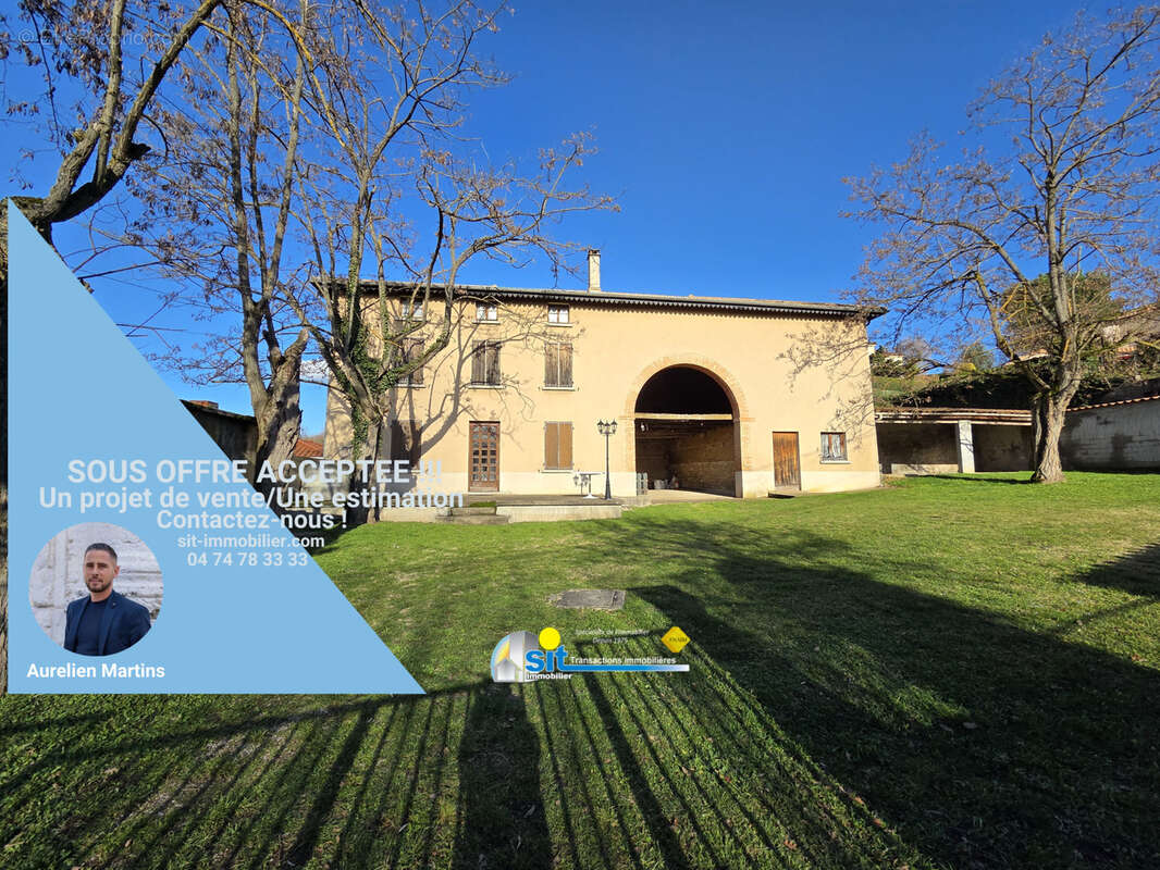 Maison à CLONAS-SUR-VAREZE