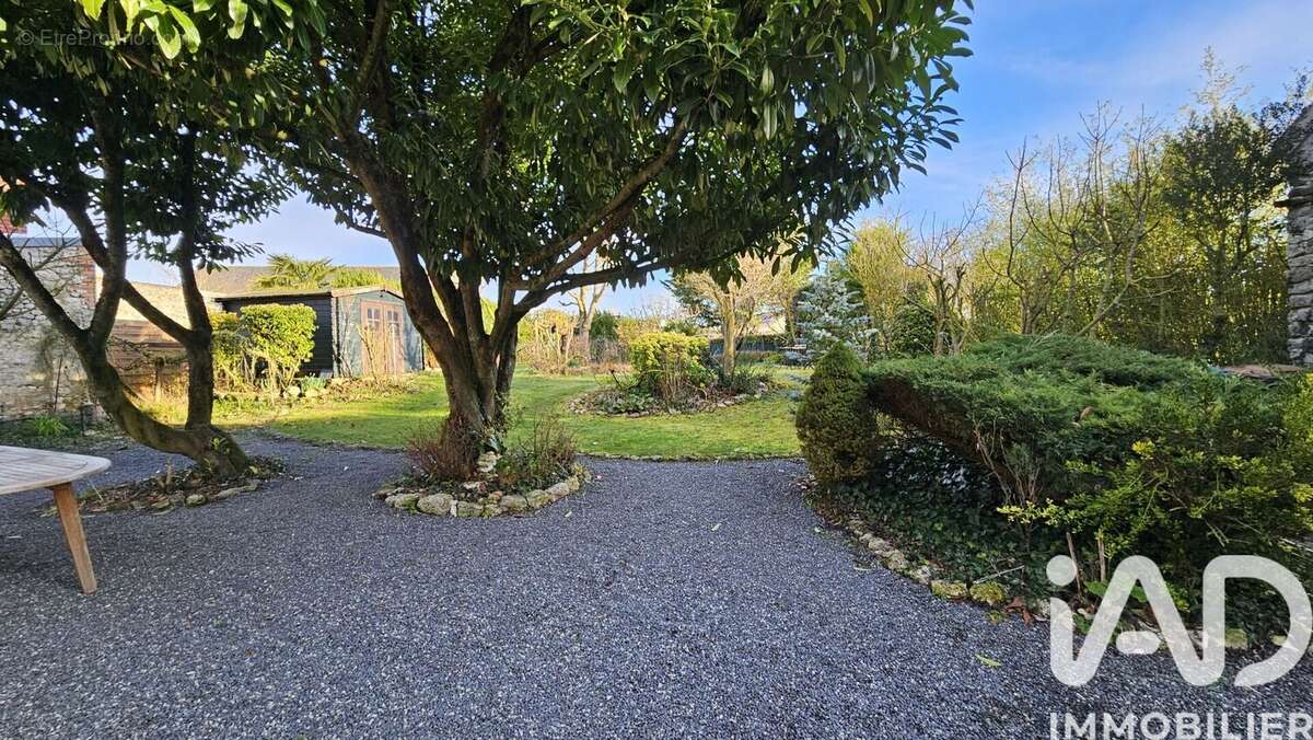 Maison 139 m² à Fresnay-L'eveque  - photo 2
