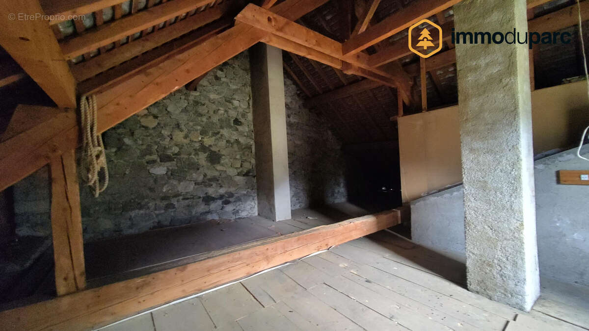 Maison 112 m² à Jarsy  - photo 14