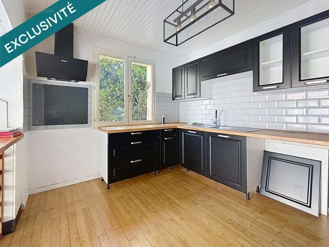 Photo 6 - Maison à VILLENEUVE-LA-COMPTAL