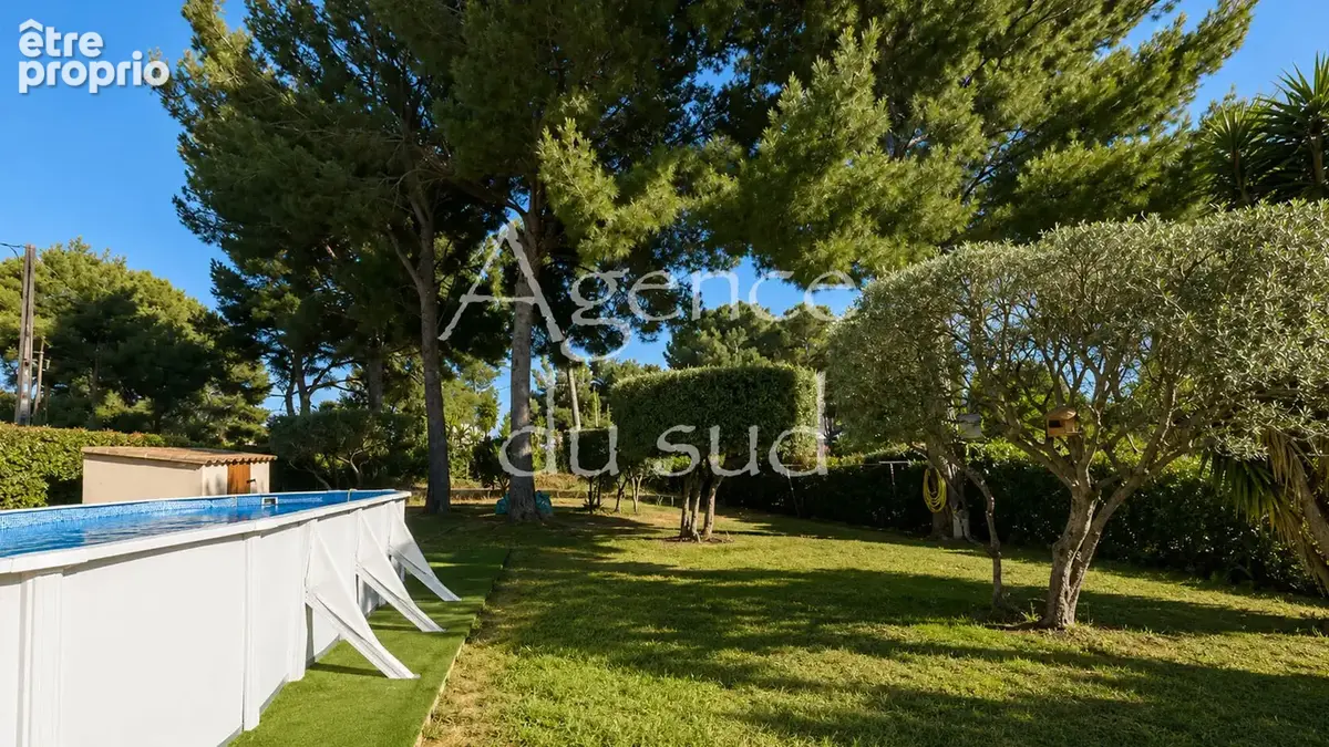 Maison familiale 4 chambres, garages et jardin à La Ciotat - photo 3