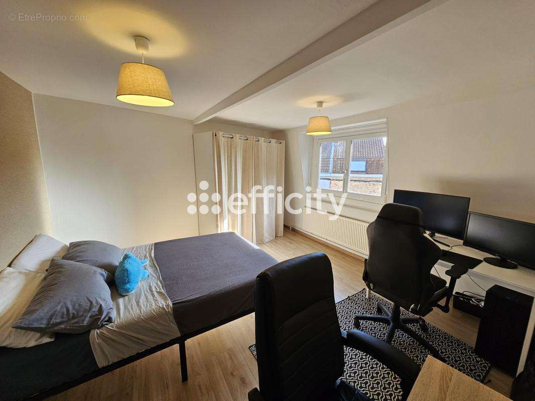 Maison à FACHES-THUMESNIL