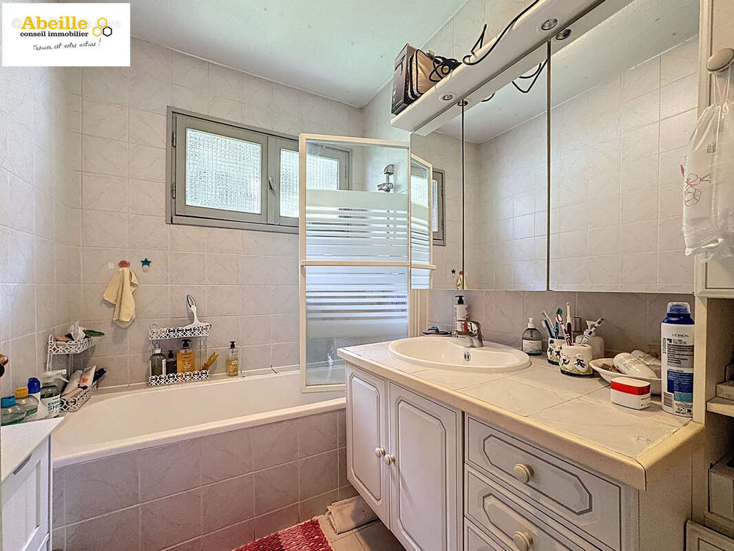 Maison à SAINT-CHERON