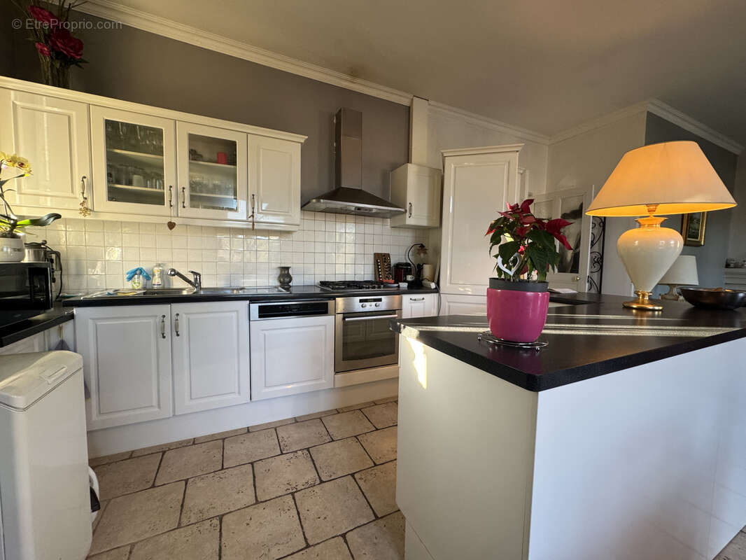 Maison à SAINTE-ANASTASIE