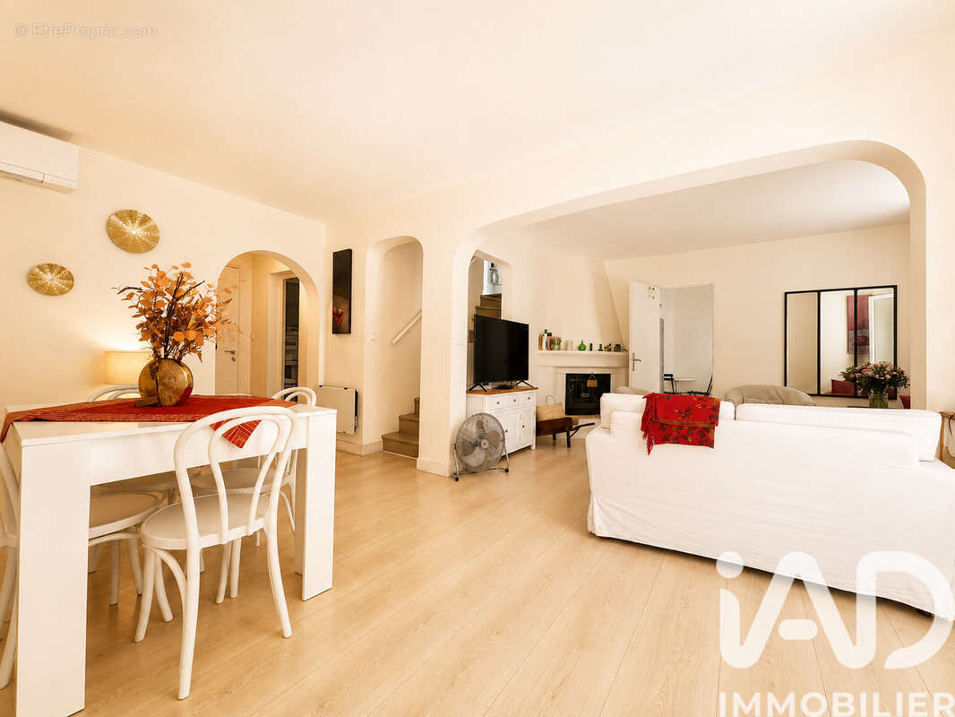 Photo 9 - Maison à SIX-FOURS-LES-PLAGES