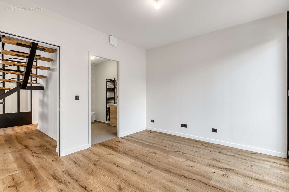 Appartement à AIX-LES-BAINS